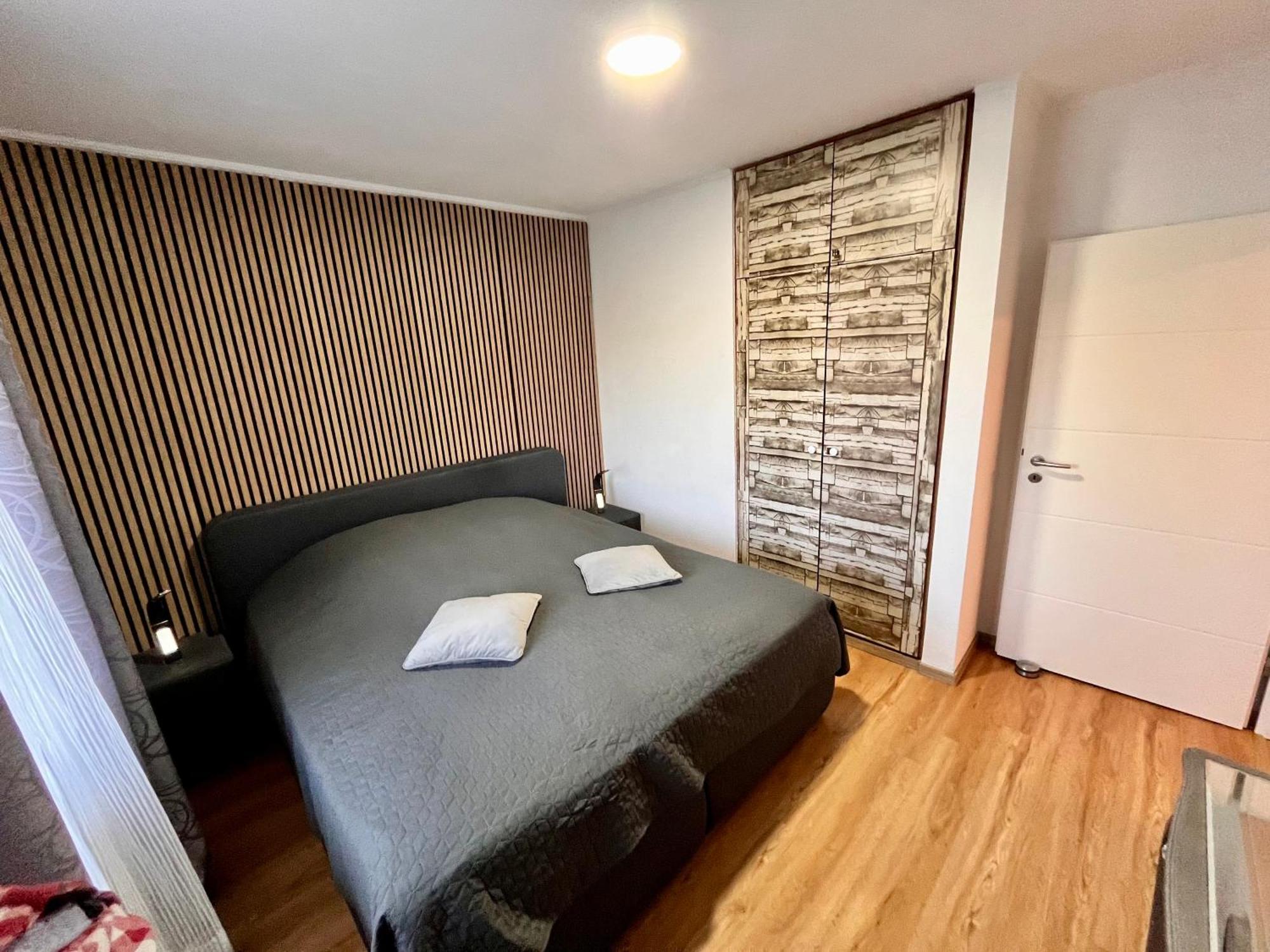 Lounge - Gemuetliche Ferienwohnung Am Asreg, Бад Цвишенан Екстериор снимка